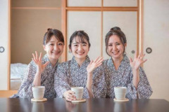 【動画】一流企業の社員旅行、ΛVみたいだと話題に
