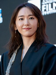 ⁉️【速報】新垣結衣(38)が出産 夫の星野源(45)が発表 -2chまとめ-
