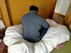 精神科で一目惚れして恋煩い起こして寝られないこと相談したら「普通ですよｗ」って言われたけど普通ちゃうやろ