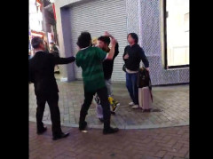 渋谷の街中でおっさん2人が喧嘩！⇒クソデカイ黒人が喧嘩を即収めるカッケェ動画が話題に
