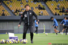 【悲報】J3栃木SC米山監督の後任は水戸を壊した濱崎芳己が監督就任
