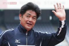 工藤新監督さっそく秋季キャンプで指示を出す