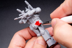 ガンプラの塗装って