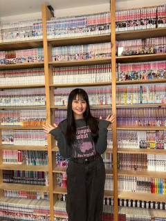【驚愕】アイドル「実家には漫画部屋があって、父と母の漫画が4000冊あります！」