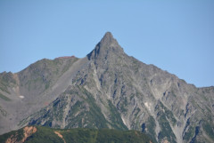 ChatGPT「軽装で登山可能」を鵜呑みして登山→槍ケ岳で外国人遭難