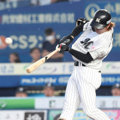 藤原恭大(26) 打率.253 8本 40打点 OPS.701 出塁率.347 盗塁12