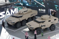 【衝撃】フーシ派さん、サウジアラビアの装甲車を次々と破壊・・・・・・・・・