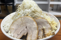 【マジ注意】「週4でラーメン二郎食べないと具合が悪い」と豪語していた有能スポーツマン　→　突然まさかの事態に……