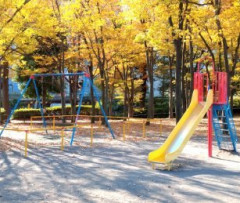 JK、5歳男児に抱きつき無理やりキスし、大量に唾液を流し込んで逮捕されてしまう