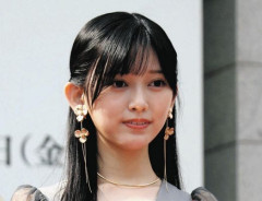 「顔ちっちゃ脚なっがでスタイルばぐってる」現役東京芸大生の乃木坂46・24歳メンバー、名探偵コナンの三池苗子コス姿に反響、SNS上では「ミニスカポリスで神」「美脚婦警出動」