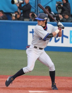 【謎】石川雄洋、横浜一筋16年なのにDeNAのコーチにならない理由ｗｗｗ