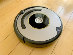 【衝撃】ロボット掃除機を買ってから部屋の綺麗さが1段階あがったんだが