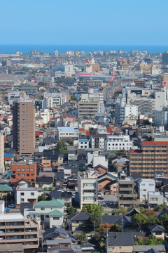 米子市「山陰の雄です。立派なお城あります。温泉あります。松江近いです。」←移住しない理由