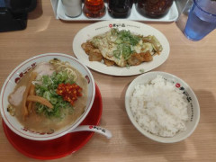【画像】天下一品ホルモン定食1340円(税込)