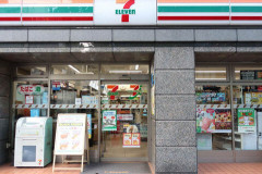 「セブンイレブン」のオワコン化が始まった　「上げ底弁当」だけじゃない日本人が行かなくなった理由
