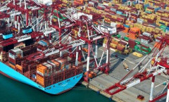 【悲報】中国、ガチで世界最強国家となる貿易黒字だけで1兆ドル(日本は赤字1兆円)