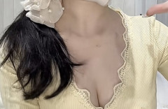 今までセ■クスした女の中で一番デカい乳は何カップか書いてけw w w w