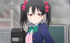 【μ's】矢澤にこちゃんのはちきれそうなお●ぱいｗｗｗｗｗ【ラブライブ！】