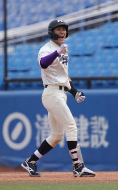 【ドラフト】明大・岡田啓吾「100万ドルの足」の異名　ジュニアオリンピック100ｍで９位