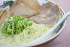 【撃的】ラーメン『スガキヤ』が20年ぶりに関東へ再進出！担当者が激白した「過去に大爆死して撤退した本当の理由」がコチラｗｗｗｗ