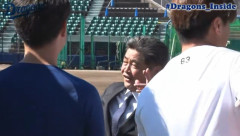 【中日🐉】工藤監督、ドラゴンズ選手と会話するも覇気が無さすぎてズッコケるwwwwwwwwwwwwwwwwwwwwwwwwwwwwwwwwwwwwww