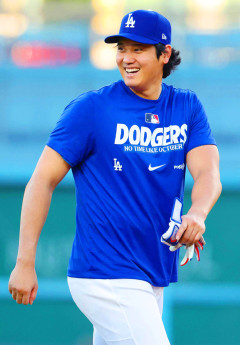 【悲報】大谷翔平さん「1番DH」スタメン入り、崖っぷち0勝3敗から意地の本塁打なるか・・・・・・・・・