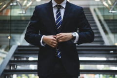 【経済】年収1000万円を超える人は339万5000人、全体の6.6％。男性は299万9000人、女性は39万8000人に