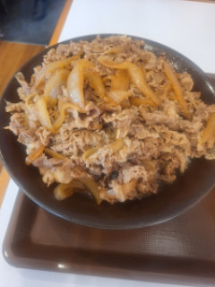 ドカ気部ワイ、キング牛丼を食す