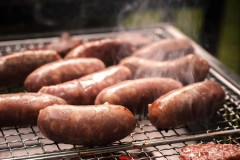 ソーセージ(豚の小腸に肉詰めたものです)←これ