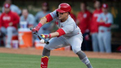 【悲報】MLBさん、データなどで進化をした結果バントが増える