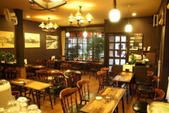 ウワキして別れて縁を切った嫁との6年ぶりの再会。　元嫁「今さらかもしれないけど(俺)と子供に謝りたい」しかし、目的は…,,　→　俺「会ってみたいか？」息子「」