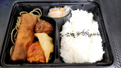 ラ・ムーで朝ごはん買ってきた