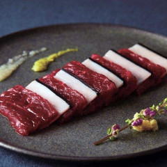 【悲報】クジラ食べるの辞めようね