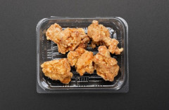 【画像】キッチンカーでからあげを買った女さん、咽び泣く⇒！！！！