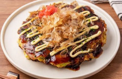 【戦争】関西X民「嘘やん、関東人ほんまに◯◯◯なお好み焼きの切り方するん？」　→　関西人「は？お前なに言ってんの？」　→　関西内部からも異論の嵐で真っ二つに分裂…