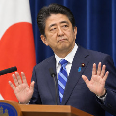 歴史認識「反省なんかしておりません」 過去の発言問われた首相は…   |  当事者がもうみんな死んでるんだから反省は必要ない