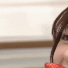 【話題】声優・水瀬いのり、柏餅の葉っぱごと完食→「イガイガしそう」の声に反響