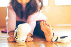 4歳の娘は「お風呂上がりは靴下を履く」と言って、それが最近のブームらしい。