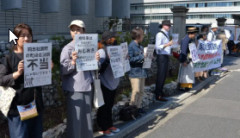 マスコミ「同志社国際の助成金削減抗議デモに凄い人数が参加してます！これが民意です！」⇒ たった４０人ｗｗｗ