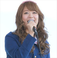 【悲報】井口裕香さん、衣装のボタンが弾けそうなくらい成長する・・・