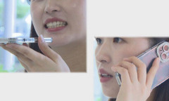 【生活】スマホ通話をするとき、スマホを耳にあてずに「ピザ持ち」する人が増えている…なぜ?　「受話器持ち」とどちらが正解?