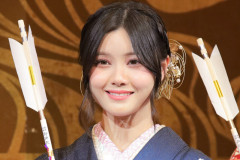 乃木坂46・3期生残り1人に…24歳・伊藤理々杏が年内卒業を発表「信号は青になっていた」　演技の道へ