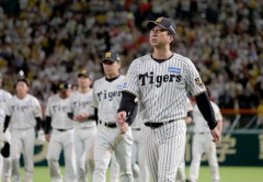 CS4連敗した藤川球児監督「セリーグ連覇は球団の財産にしなければ！」
