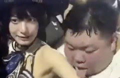 【動画】中国の美人コスプレイヤーさん、コスプレ会場で妖怪あかなめにベロベロ舐められてしまうｗｗｗ