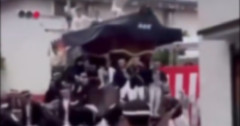 【画像】だんじり祭りの男さん達、喫茶店を破壊ｗｗｗｗｗｗｗｗｗｗ