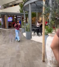 【動画】女性がぶつかりおじさんに遭遇する理由、ついに解明されてしまう