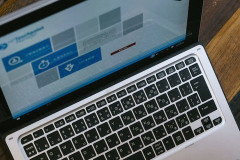 【悲報】Windows 10のサポート延長の裏で、Windows 11（24H2）のサポートが容赦なく終了。お前のWin11は大丈夫？