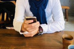 【相談】2週間前から彼女が「将来のことを真剣に考えてる？私はあなたと結婚したい。でもこのままでは意味がない」と言ってくる。