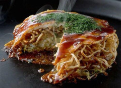 【悲報】広島焼きが大阪の本物のお好み焼きにギリギリ勝てるところ