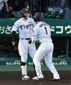 阪神　佐藤輝明「タイガースでの日々は本当に楽しかった」　球団からは１８日にポスティング容認を伝えられる「自分の思いを尊重していただいて感謝」